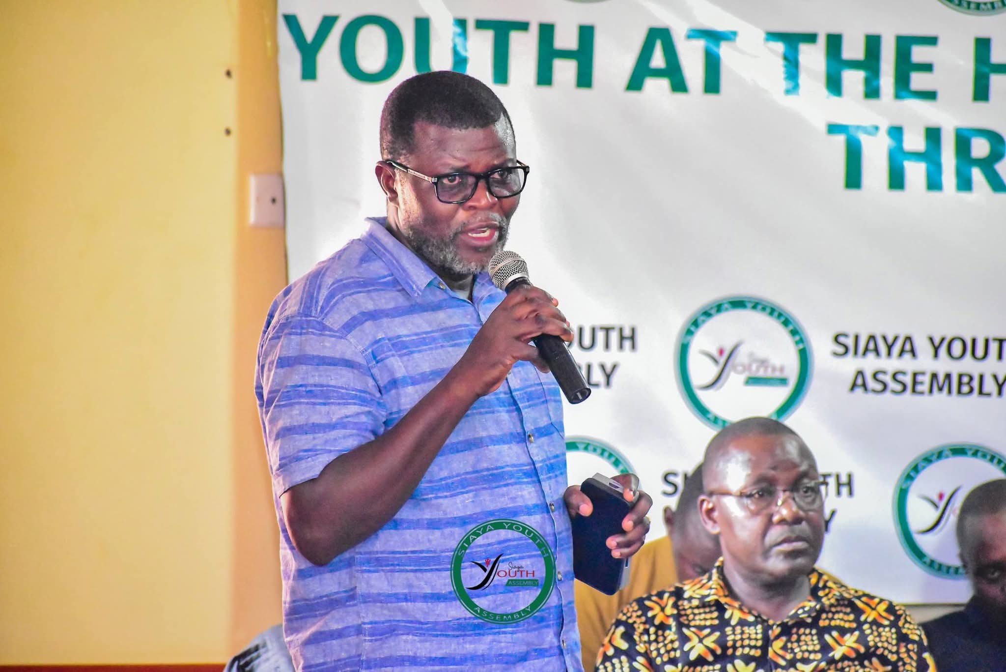 Dr. Oduor addressing youth